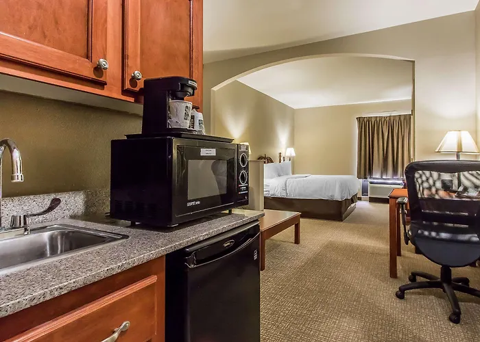 Quality Suites New Iberia